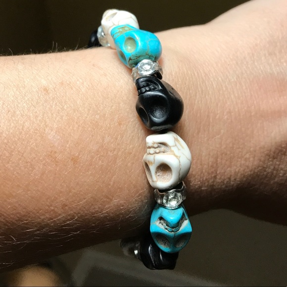 💀Skull & rhinestones bracelet handmade - Picture 3 of 7